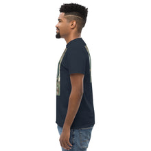 Load image into Gallery viewer, GET THE BUTCH BUILT BODY BACK FREE PALESTINE TEE!!